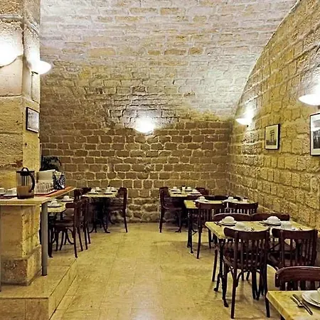 Hotel Americain 2*
