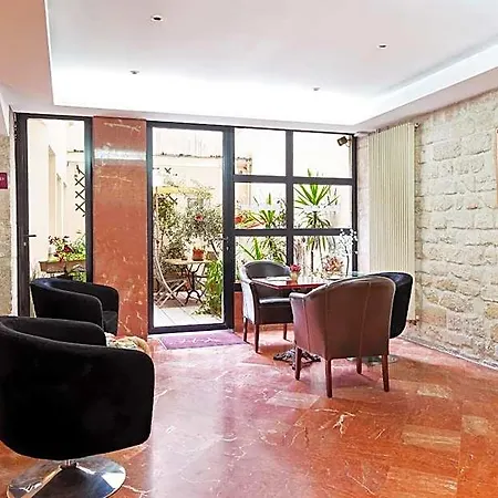 Hotel Americain 2*